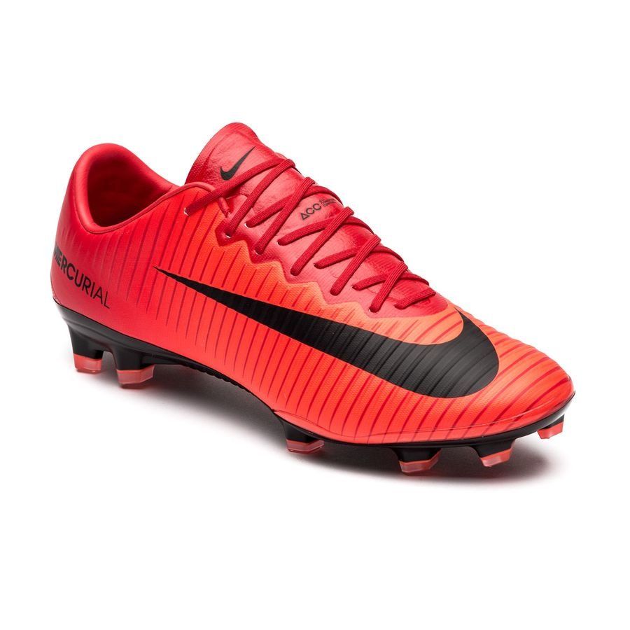 Nike Vapor 11 Elite FG Red Football Boots - Size 9 US