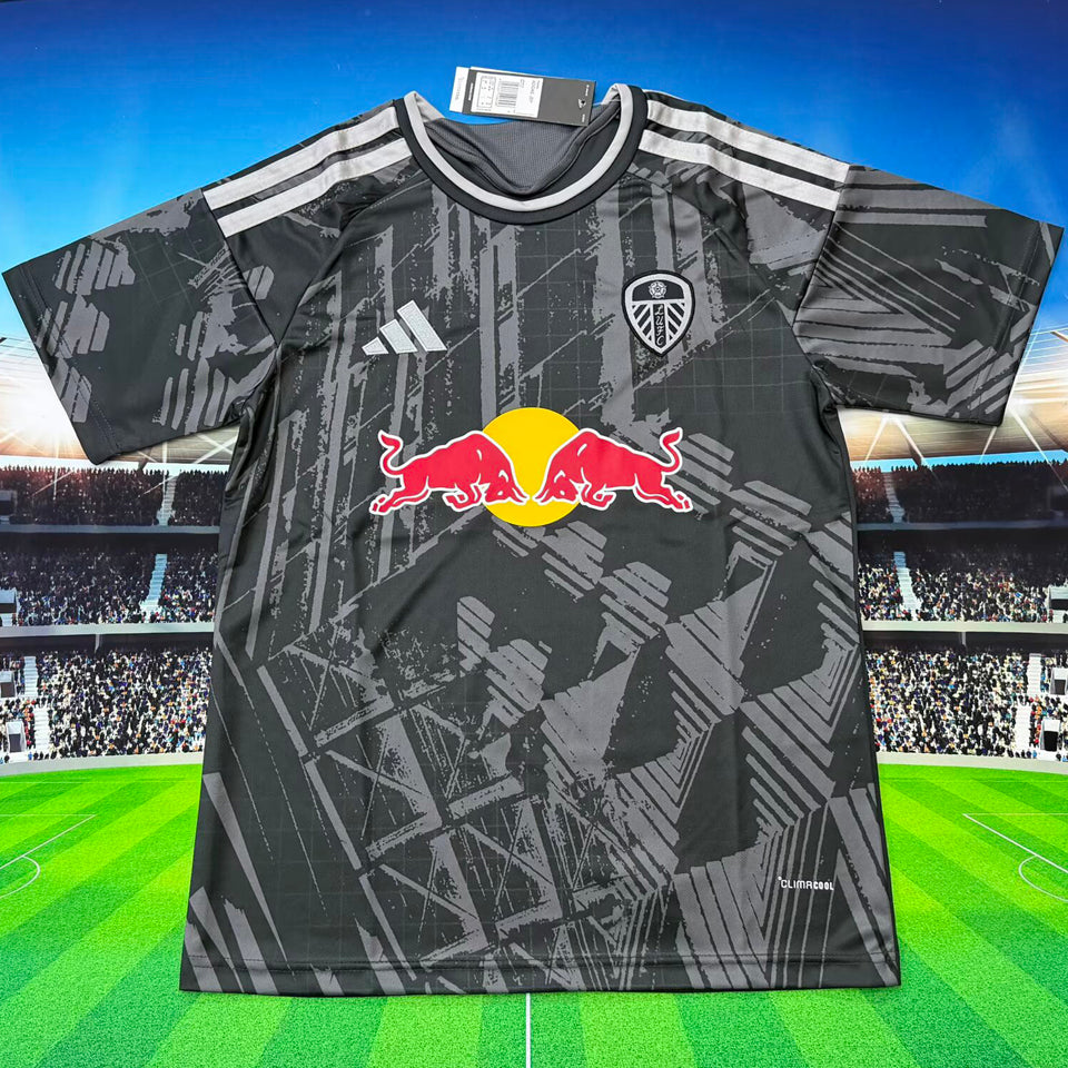 26/27 Leeds United Third Kit Stadium Version