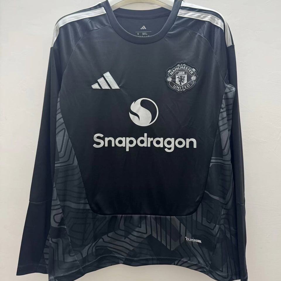 26/27 Man. Utd. Black GK Kit Stadium Version