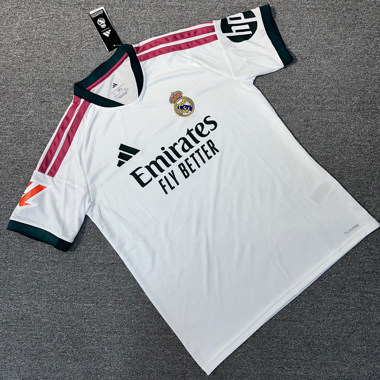 26/27 R.Madrid Home Kit POS