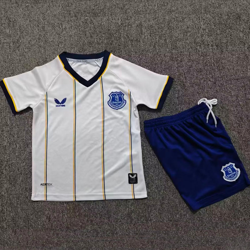 26/27 Everton Kids Away Kit Stadium Version