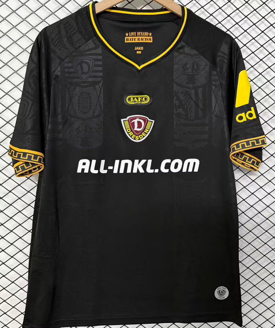 26/27 Dynamo Dresden Away Kit Stadium Version