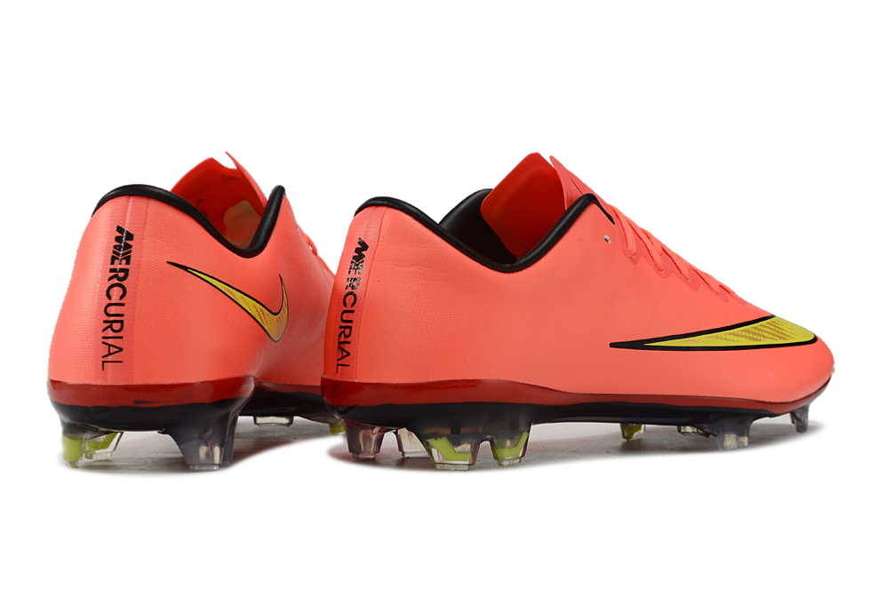 Nike Vapor 10 Elite FG - Professional Firm Ground Football Boots