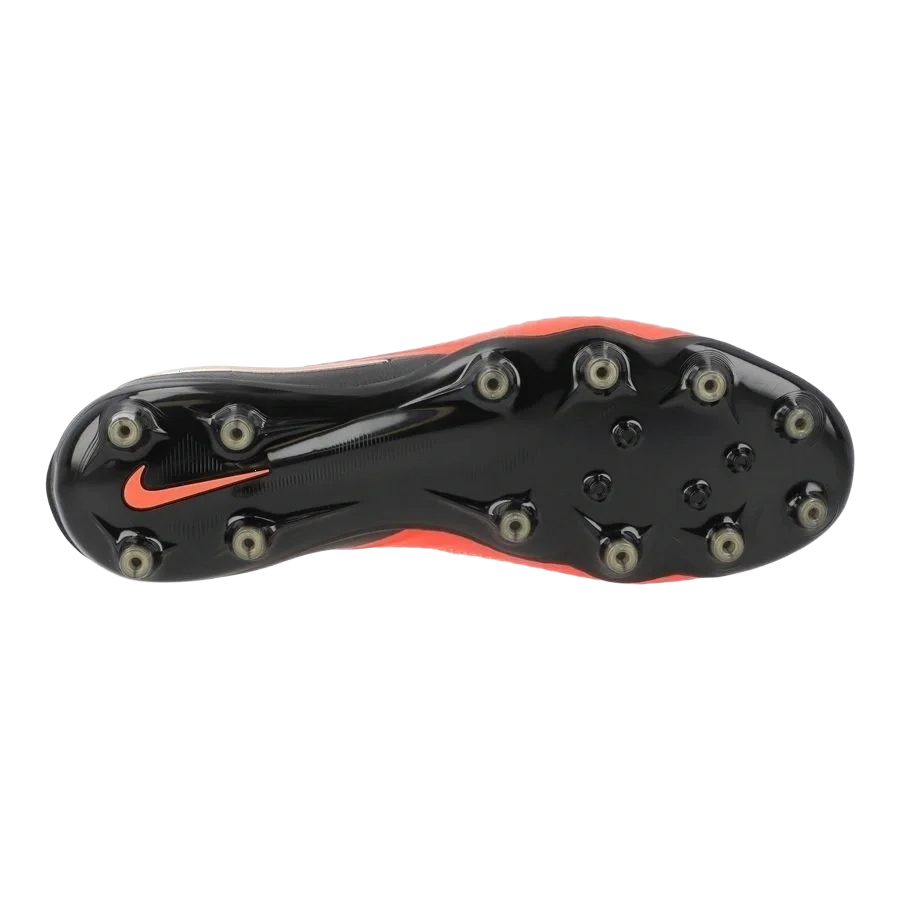 Phantom 6 Elite Low Cut AG-PRO Break Em