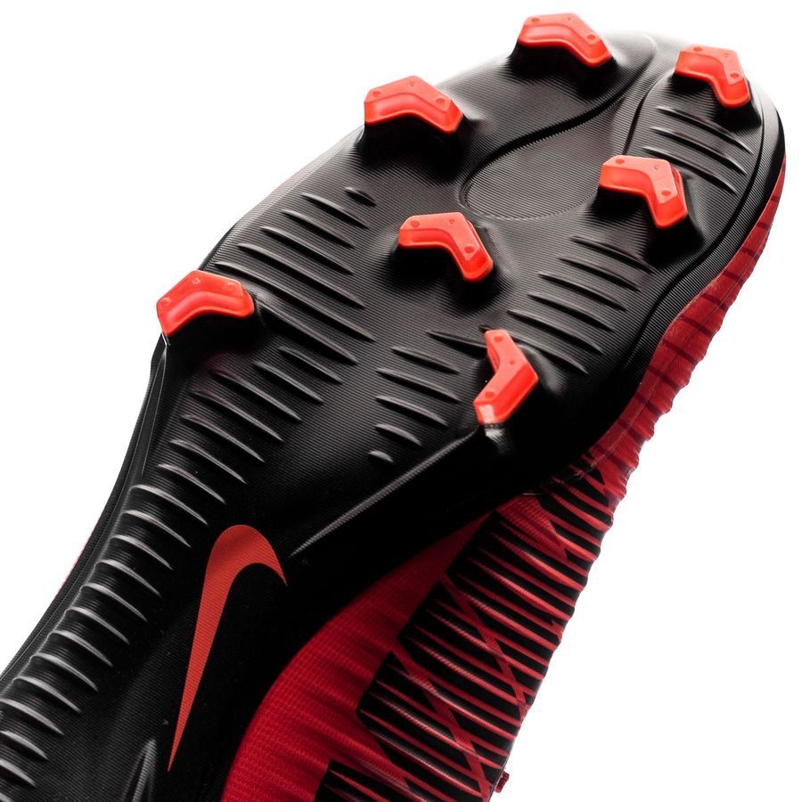 Nike Vapor 11 Elite FG Red Football Boots - Size 9 US