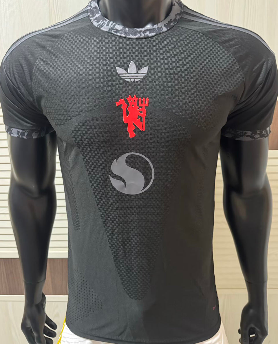 26/27 Man. Utd. Special Edition Black Kit Player Version