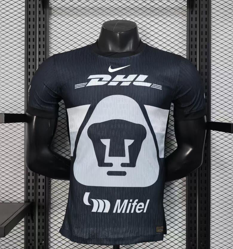 25/26 Pumas Goalkeeper Kit Player Version