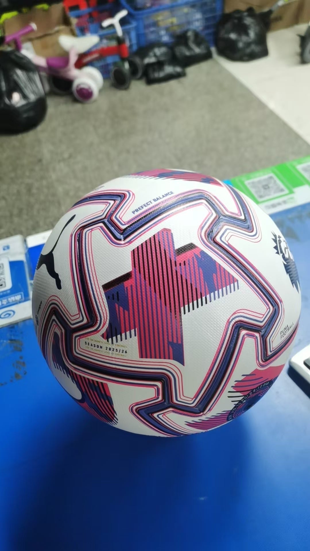 Puma Orbita Ultimate Premier League Brilliance FIFA Quality Pro Soccer Ball 25/2